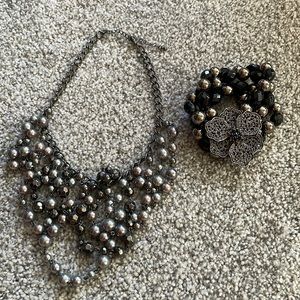 Necklace and bracelet set